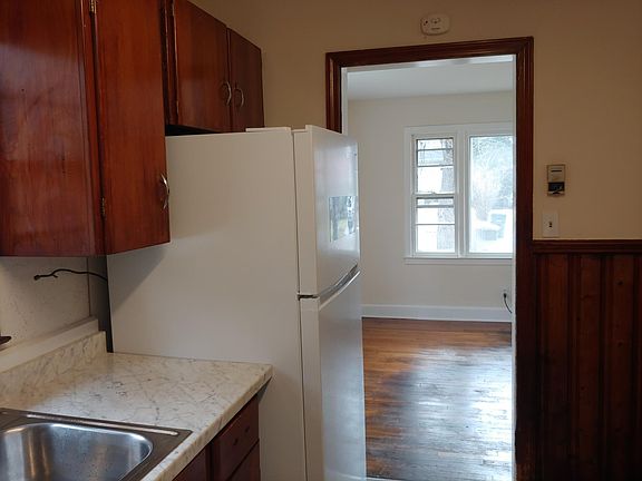 4th image of 1708 Boyden St