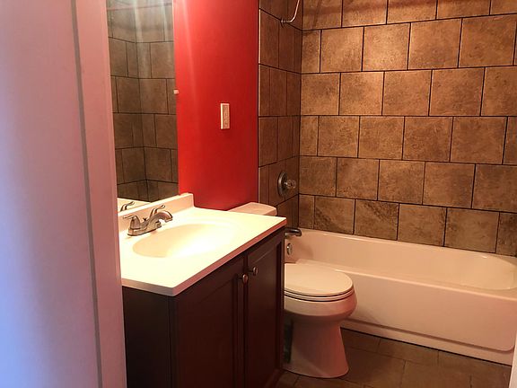 4th image of 133 Twelfth St #B