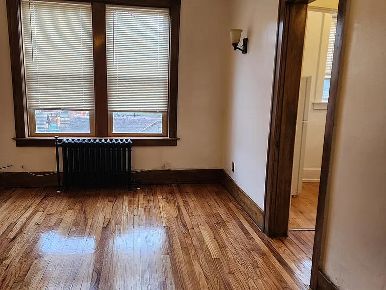 1615 W Canfield St #207 — Photo 5