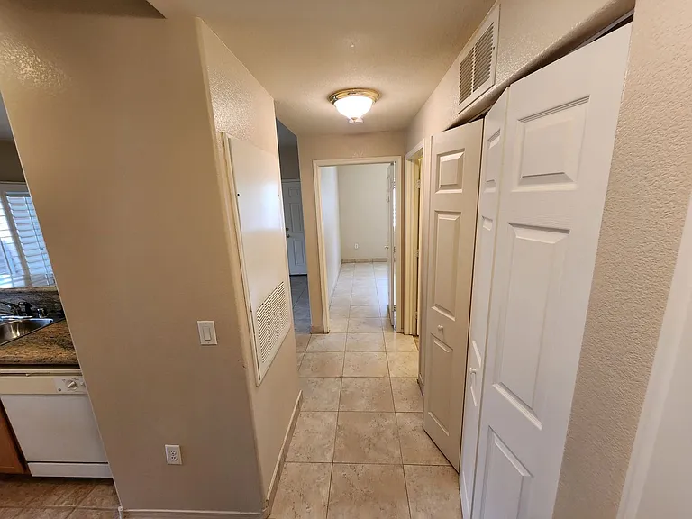 1050 E Cactus Ave #1029 — Photo 26
