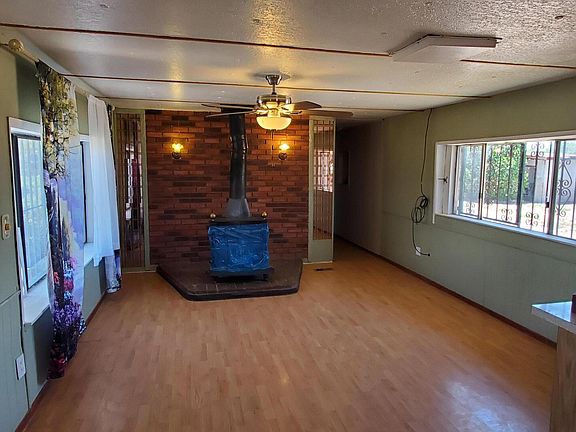 4th image of 5127 Cerritos Ave