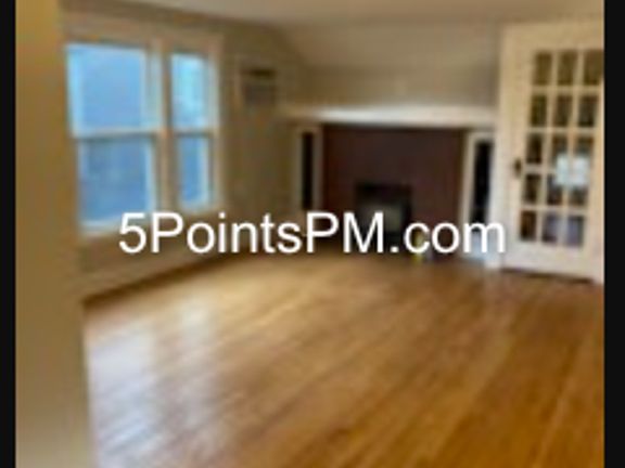 3rd image of 9403 Clifton Blvd #3