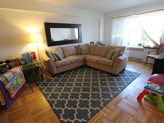 4th image of 6561 Saunders St APT 7m