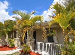 905 NE 16th Ter, Cape Coral, FL 33909
