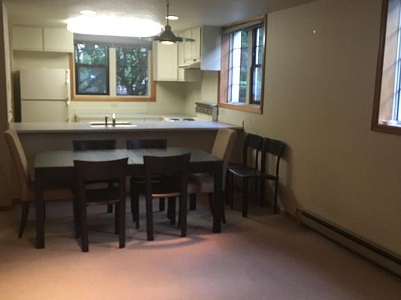 3rd image of 2811 Franklin Ave E APT 101