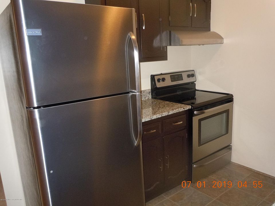 1st image of 44C Edinburgh Ln #C