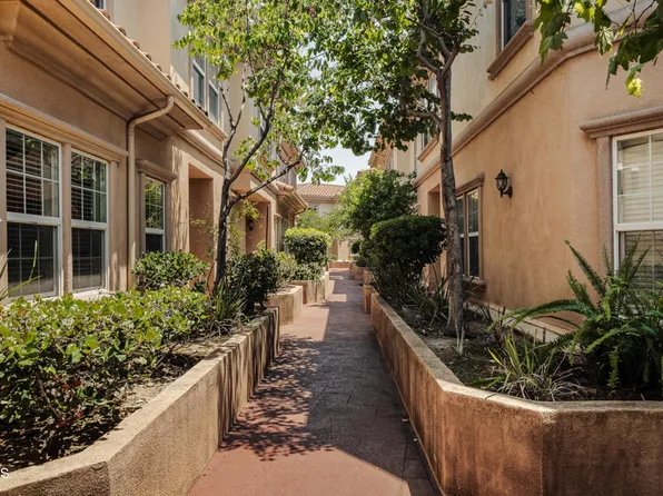3974 Pennsylvania Ave Unit 110, La Crescenta, CA 91214