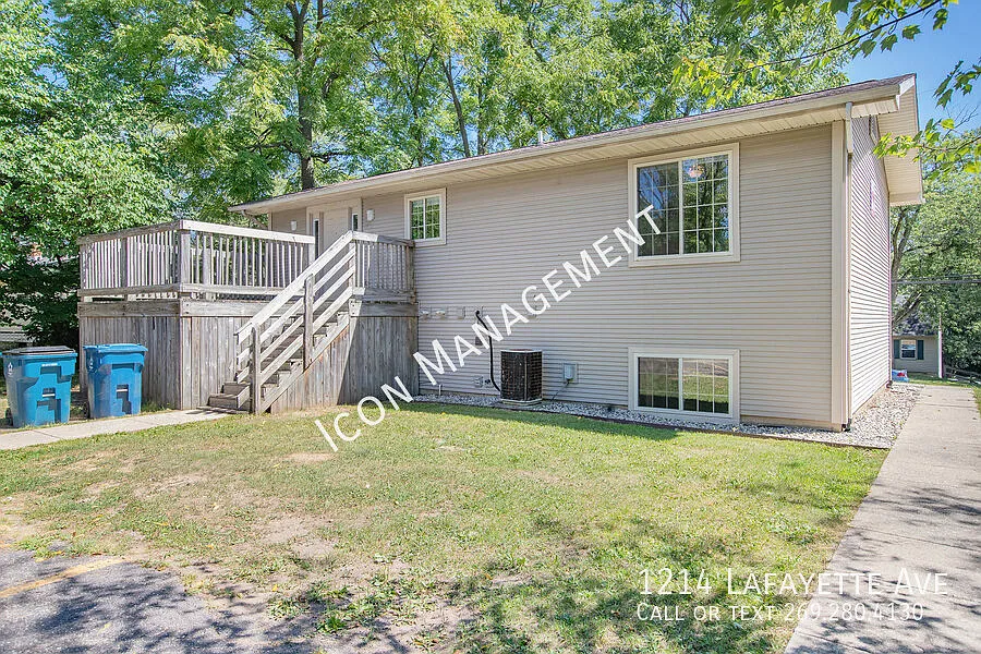 Prime Off-Campus house near WMU! — Photo 3
