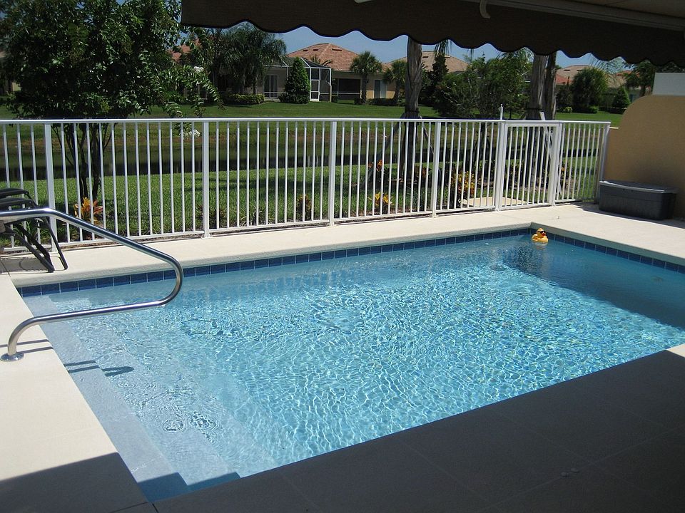 Sparkling Private Pool