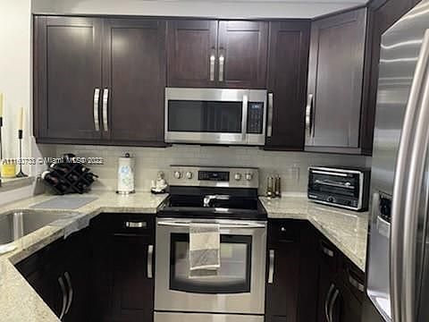 4th image of 307 SW 120th Ave #307