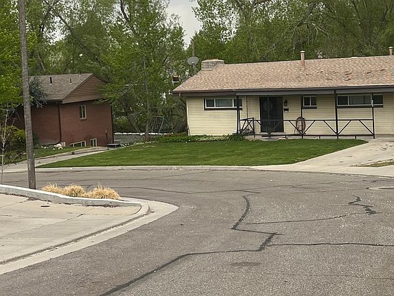 2nd image of 4608 S Creekview Cir