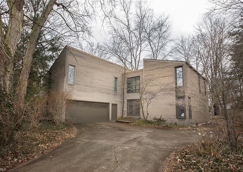1st image of 1520 Melrose Cir
