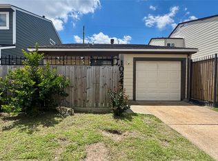 10249 Colony Ct, Houston, TX 77041