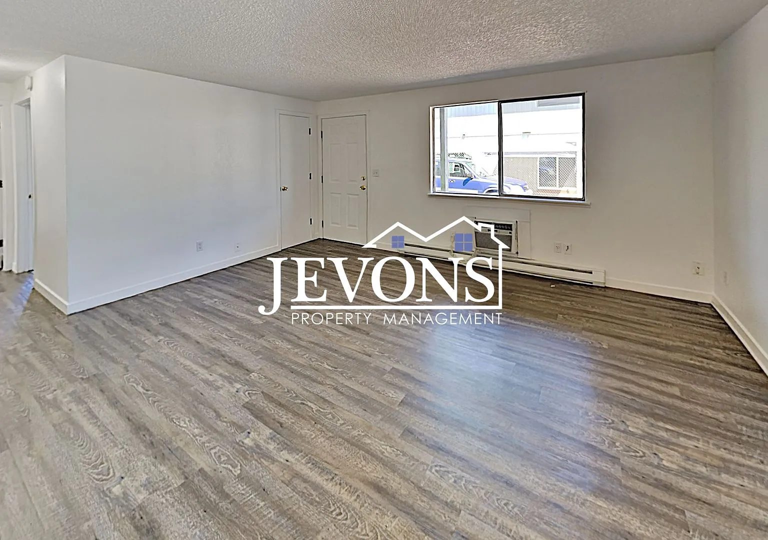 1208 Willow St Yakima, WA 98902-1961 — Photo 3