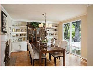 4th image of 1855 White Oak Dr