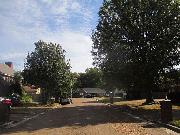 5th image of 7647 Holly Glen Cv