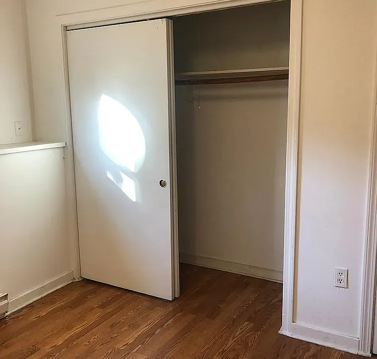 3 Glasgow St #D