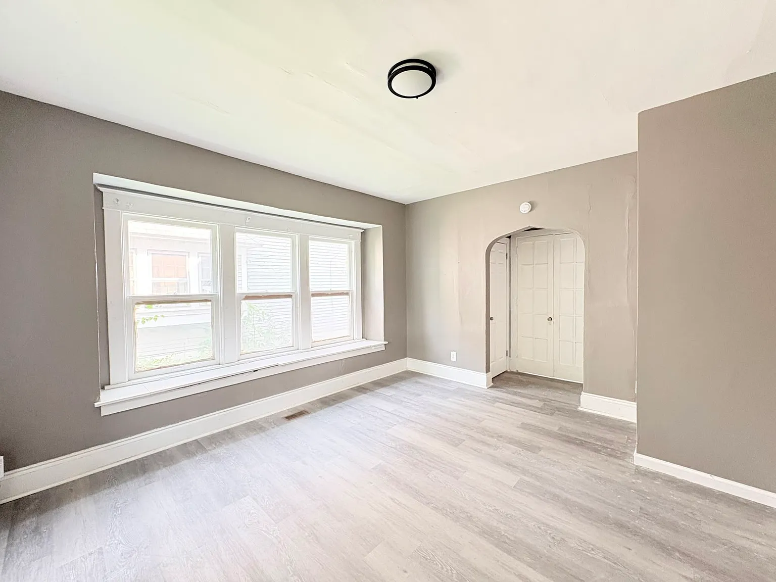 4 bed, 1691 sqft, $1,350 — Photo 4