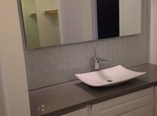 677 Dartmoor Ln #348, Hayward, CA 94544