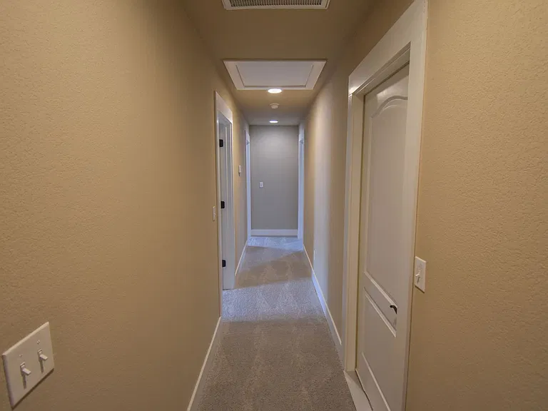 644 N Malbec Rd — Photo 17