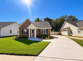 52 Pointe North Dr, Cartersville, GA 30120