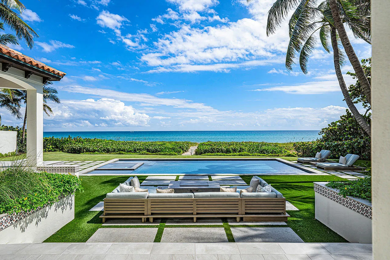 5 bed, 5.5 bath, 7146 sqft, $100,000 — Photo 1