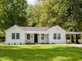 8712 W Manslick Rd, Louisville, KY 40272