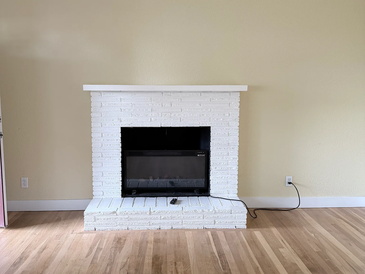 3 bed, 1156 sqft, $2,100 — Photo 4