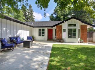 9135 Farrington Ct, Elk Grove, CA 95624