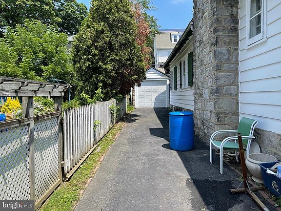 2nd image of 537 Harper Ave