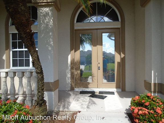 5th image of 3024 SW 23rd Pl