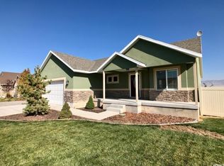 419 S Gold Dust Rd, Grantsville, UT 84029