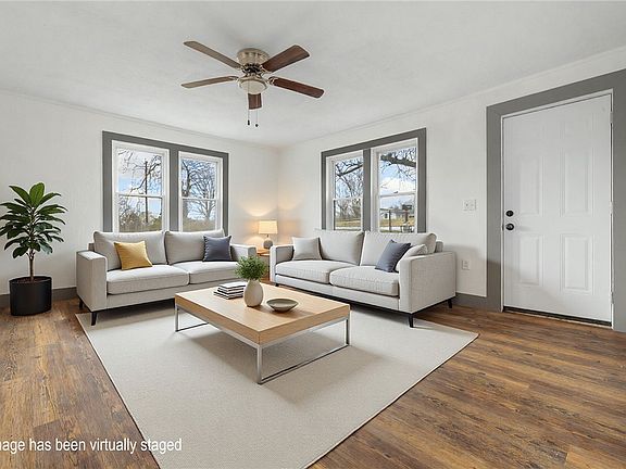 5th image of 514 S Locust St