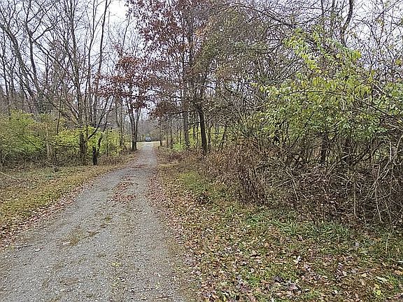 2nd image of 5561 Templin Rd