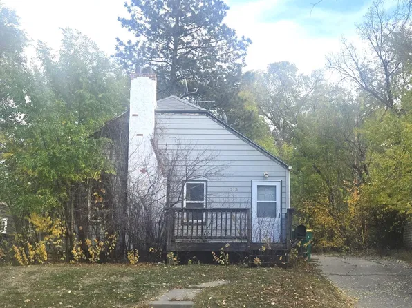 713 N 10th St, Bismarck, ND 58501