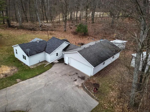 1330 Ski Park Rd, West Branch, MI 48661