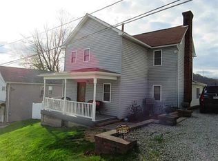 318 S 5th St, Apollo, PA 15613