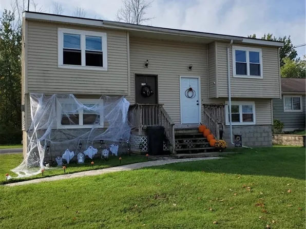 313 Roberts St, Canastota, NY 13032