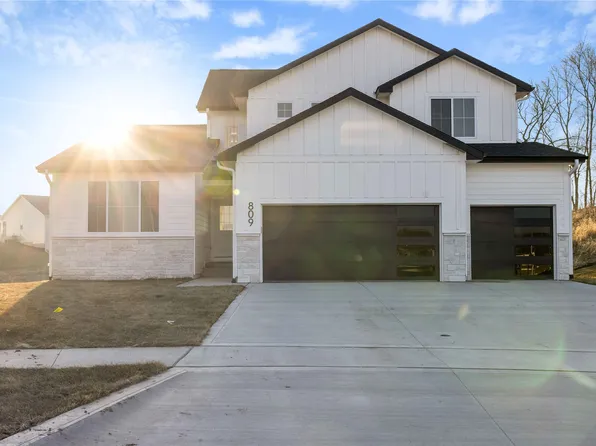 809 Walker St, Polk City, IA 50226