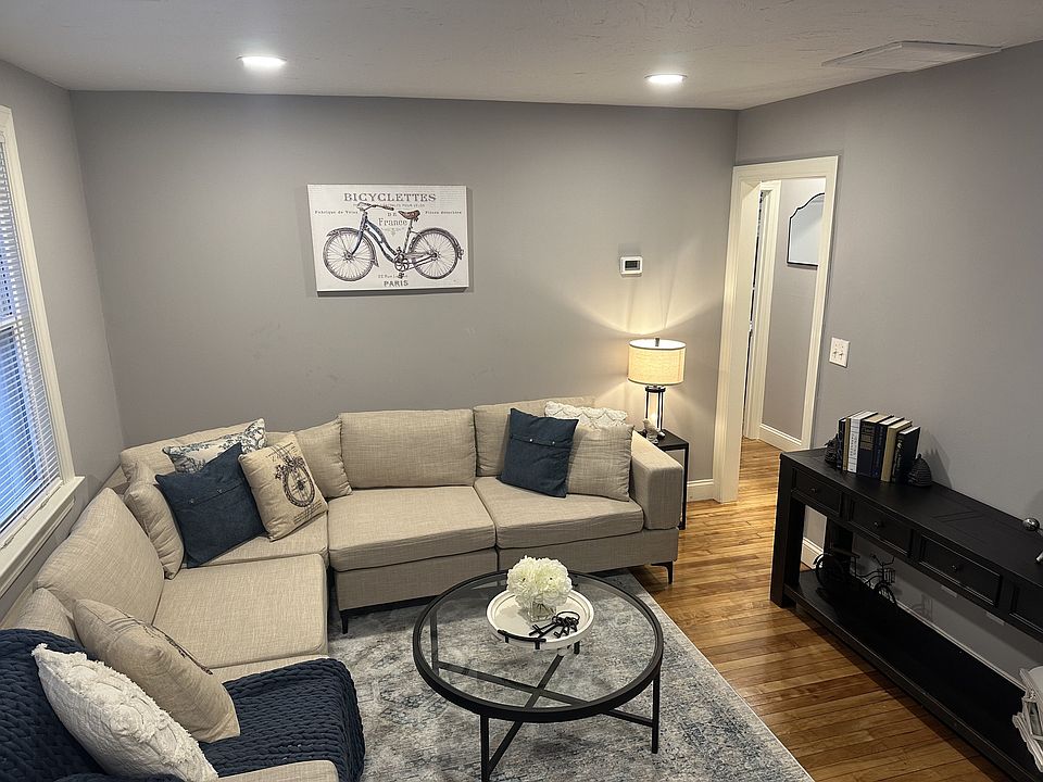 Devenscrest Village Apartment Rentals Ayer, MA Zillow