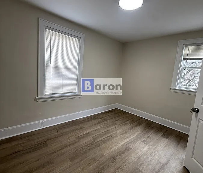 2752 Enslin St — Photo 14