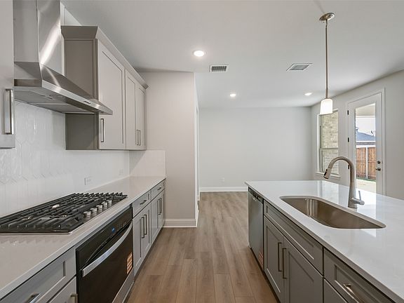 5th image of 3108 Arthurdale St
