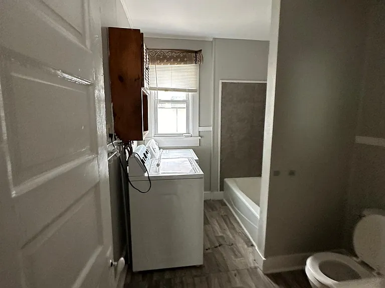265 W Main St #1 — Photo 13