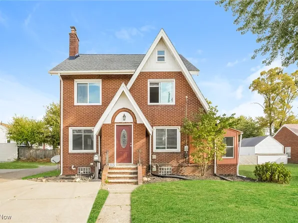 1115 Colonial Blvd NE, Canton, OH 44714