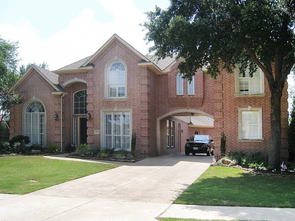 1st image of 1012 Goldenrod Ct