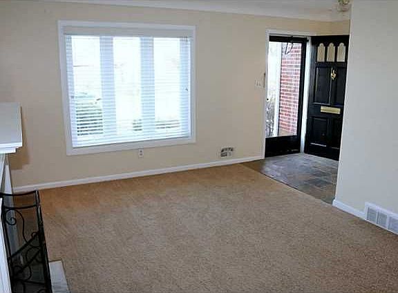 5th image of 3865 Van Dusen Way