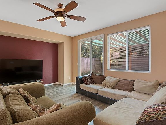 2nd image of 2126 Summerfield Ln