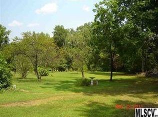 4664 Station Rd, Lenoir, NC 28645