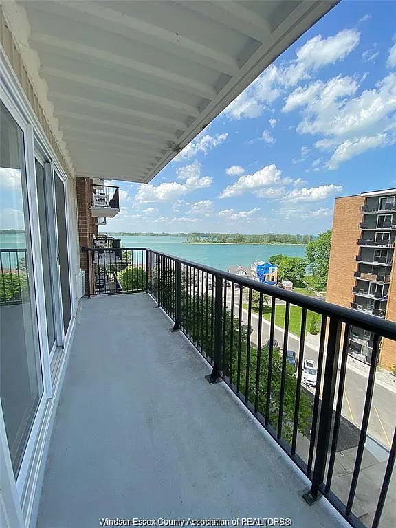 1 bed, 1.0 bath, 709 sqft, $1,700 — Photo 1