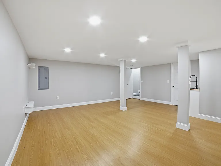 44 Topsfield Cir — Photo 14